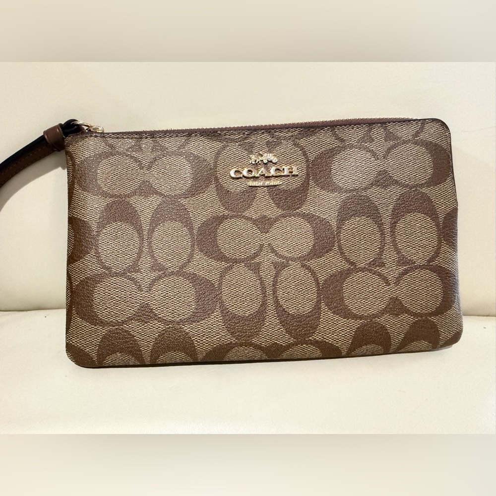 EUC Coach Brown Monogram Zip Pouch